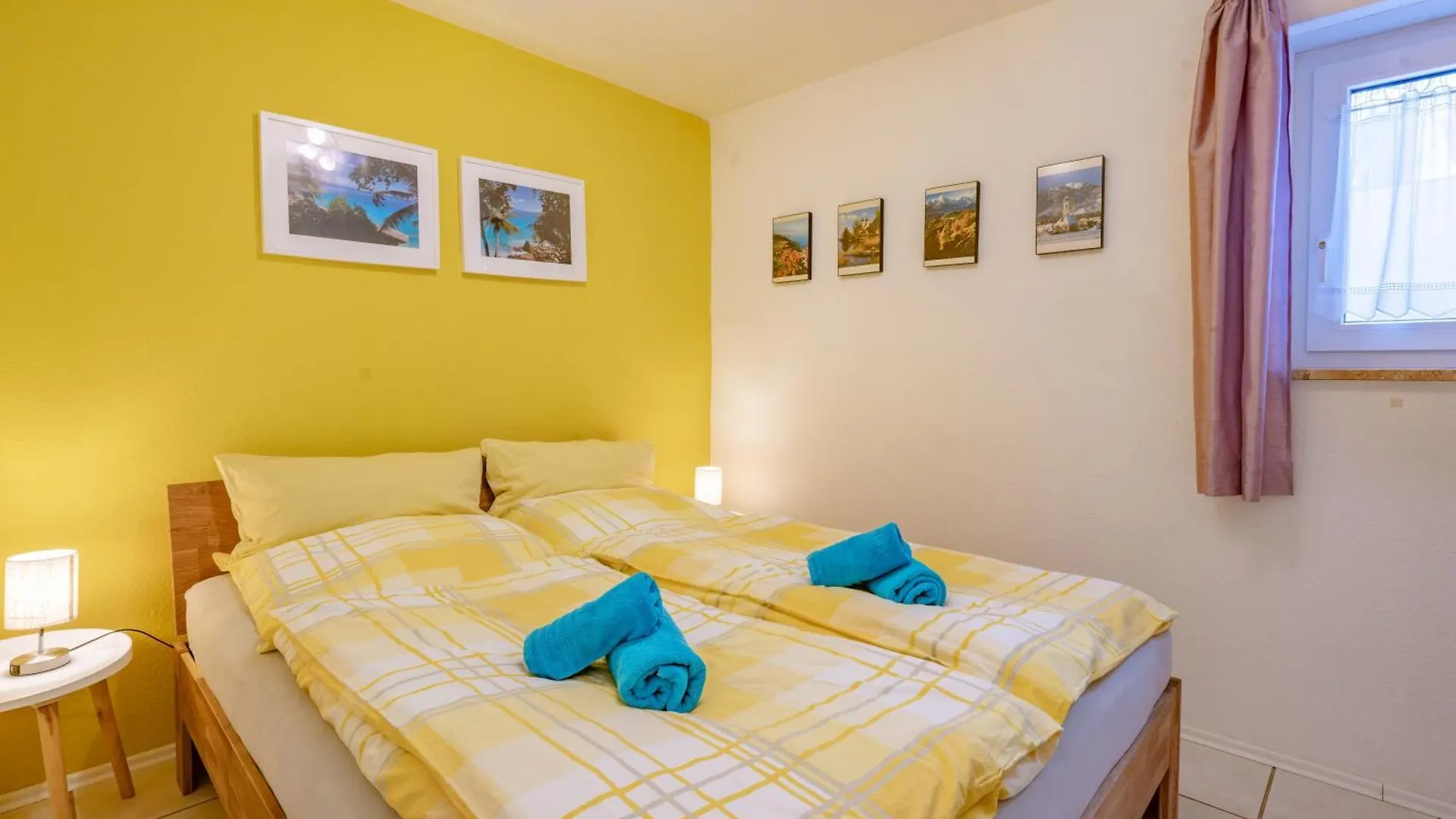 Apartment Ferienwohnungen Christoph In Der Edelweissstrasse Pfaffing Germany